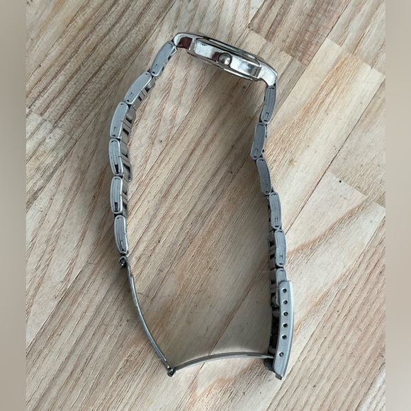 Armitron Ladies Watch Now Model Stainless Bracelet, Case, and Round Dial - Picture 6 of 11